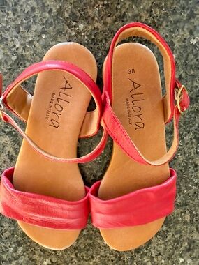 Allora leather sandals Size 7.5